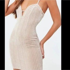Forever 21 Womens Nude Cream Velvet Bardot Dress L Textured Bodycon Sweetheart